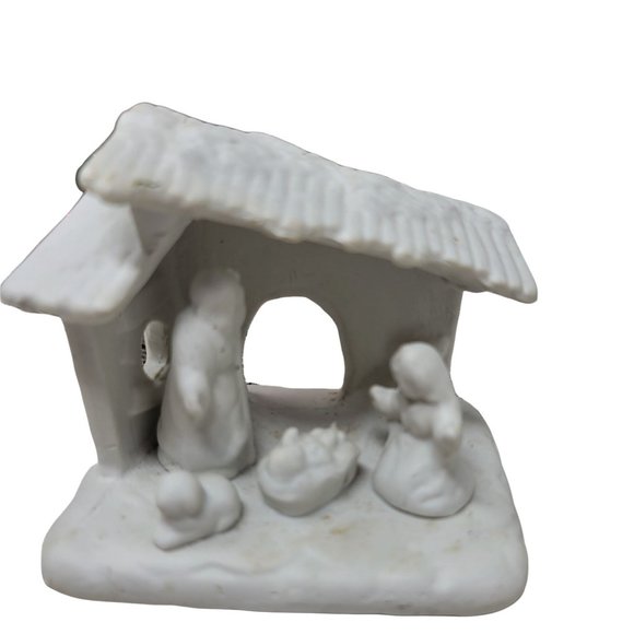 White Ceramic Nativity Scene Small Baby Jesus Mary Joseph - Picture 1 of 8